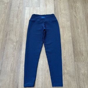 Booty by Brabants Croco Skin textured leggings, One Size Fits Most, Indigo